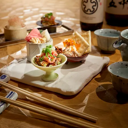 Tsuki Tokyo-3