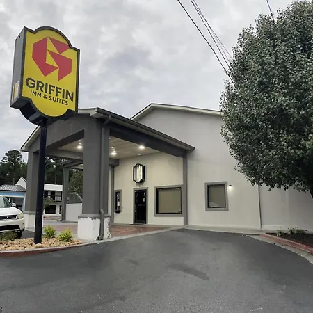 Griffin Inn & Suites-2