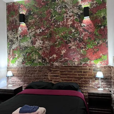 Hostel California-2