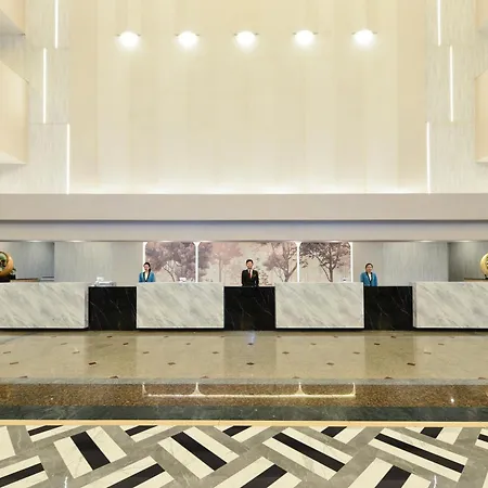 Twin Towers Hotel-2