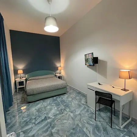 Dante Rooms-3