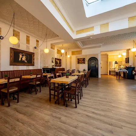 Hotel Bristol-2