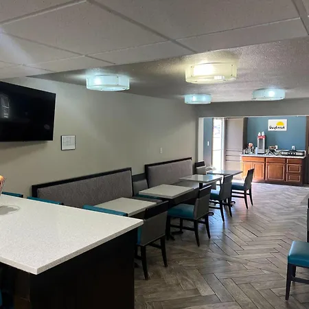 Days Inn By Wyndham Dalhart-2