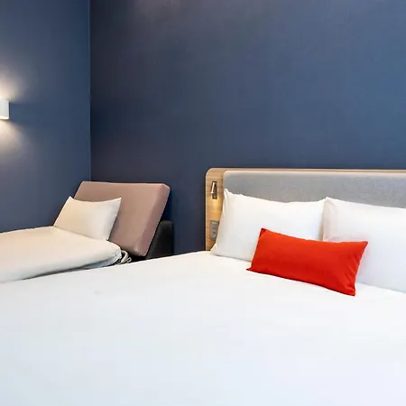 Holiday Inn Express Antwerp - City Centre By Ihg-2