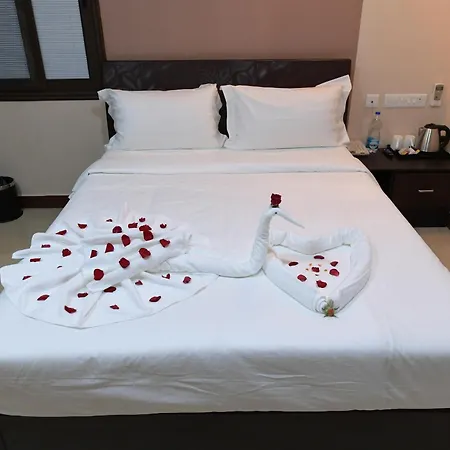 Coastal Grand Hotel Sampath-3