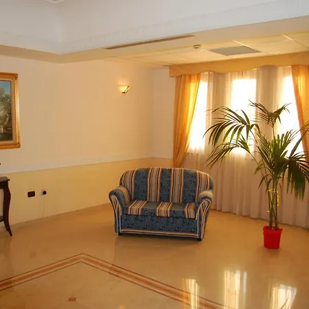 Venus Park Hotel-2