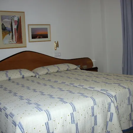 Hostal La Barretina-3