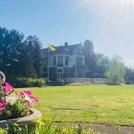 DeVilla Rijs-3