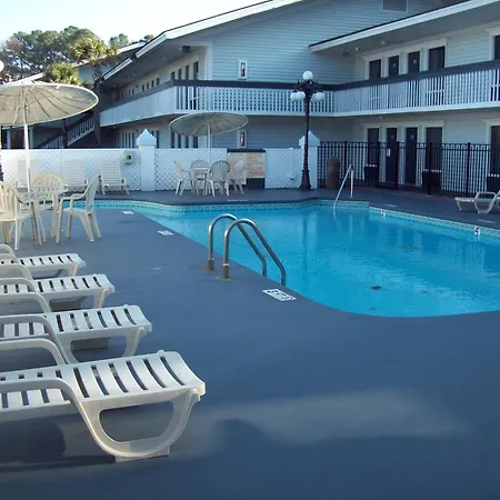 Days Inn By Wyndham Savannah Airport-2