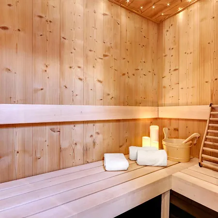 Chalet Ressource 5* avec Sauna, Jacuzzi et Vue Imprenable, Morzine - FR-1-627-8-3