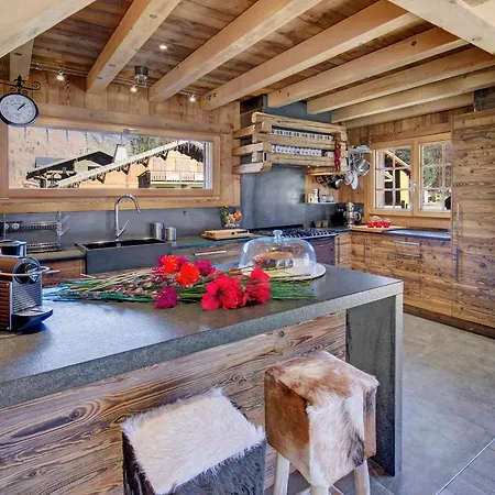 Chalet Ressource 5* avec Sauna, Jacuzzi et Vue Imprenable, Morzine - FR-1-627-8-2