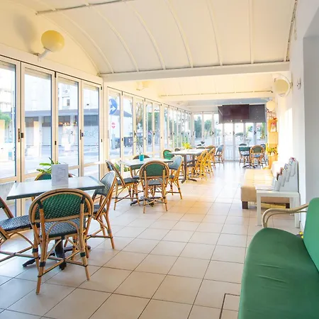 Hotel Ginevra-3