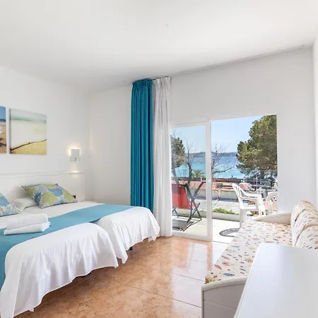 Hostal Neptuno-2