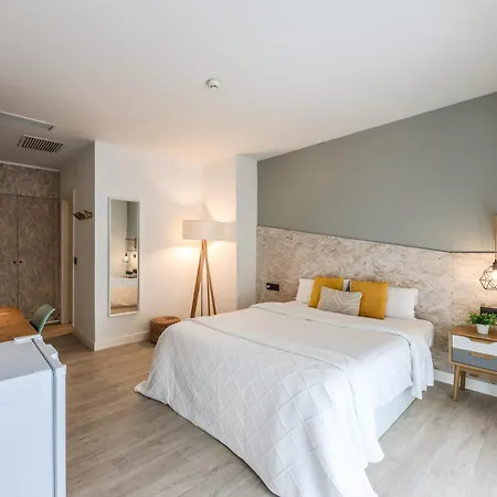 Habitaciones Atocha Rio-2