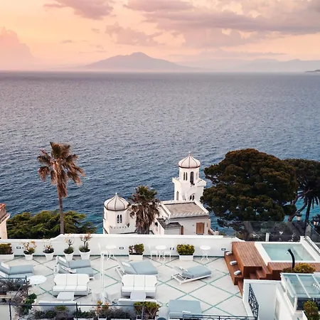Luxury Villa Excelsior Parco-2