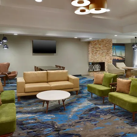 Fairfield Inn And Suites Charleston North/University Area-2