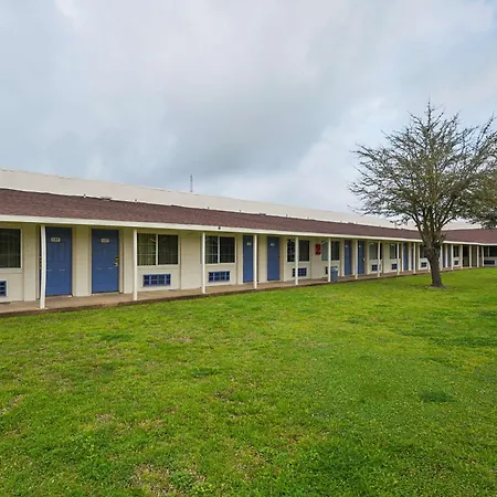 Motel 6-Madisonville, Tx-3