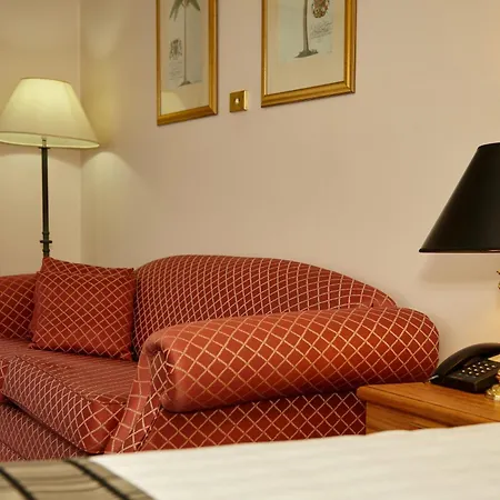 Best Western Ambassador Motor Inn & Apartments-3