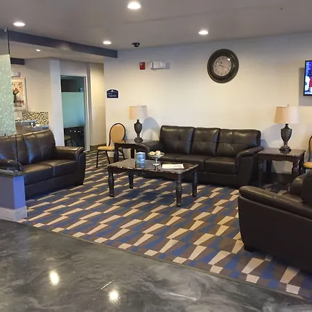 Microtel Inn & Suites By Wyndham Bremen-2