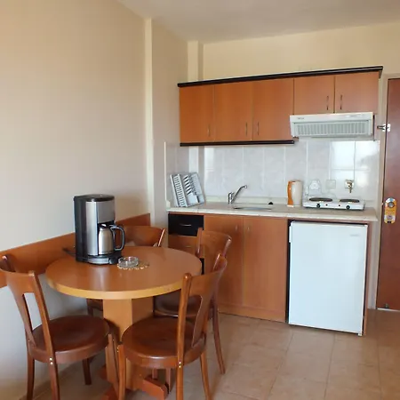 Tuntas Family Suites Kusadasi-2