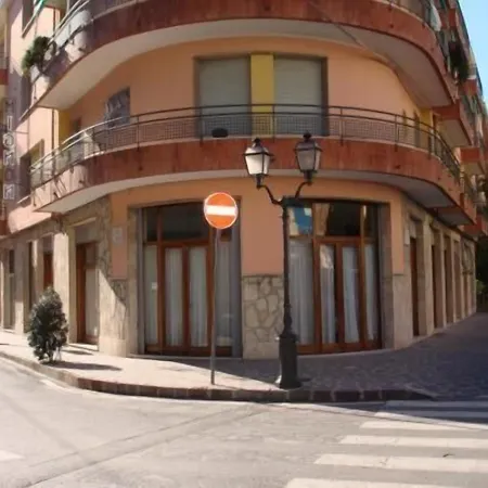 Hotel Mignon 50 Mt Dalla Spiaggia E Dall'Isola Pedonale-2