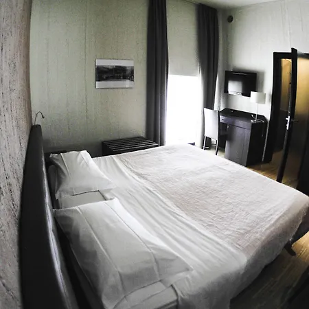 Ekk Hotel-3