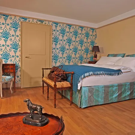 Townhouse Boutique Hotel-2