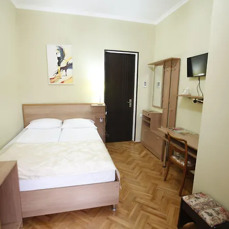 Silver Hotel-2