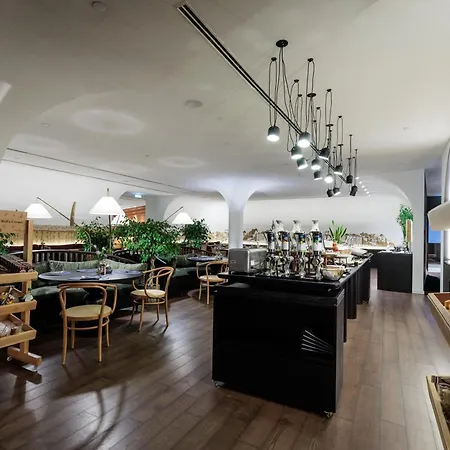 Radisson Collection Hotel, Old Mill Belgrade-2