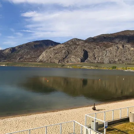 Richter Pass Beach Resort-3