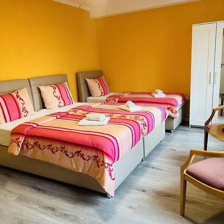 M&M Hotel - Wilhelmsburg-3