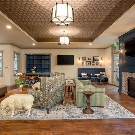 The Agrarian Hotel; Best Western Signature Collection-3