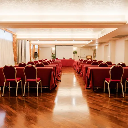 Hotel Savoy Palace-2