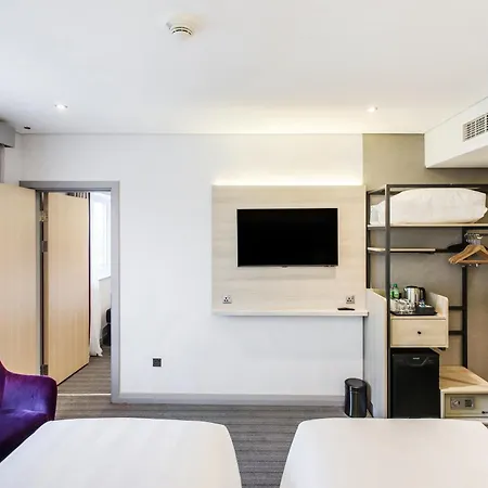 Premier Inn Abu Dhabi Capital Centre-3
