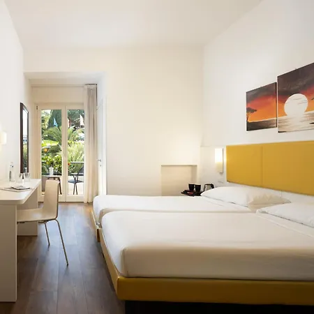 Hotel Villa Claudia-3