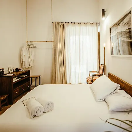 Hotel Sin Nombre-2
