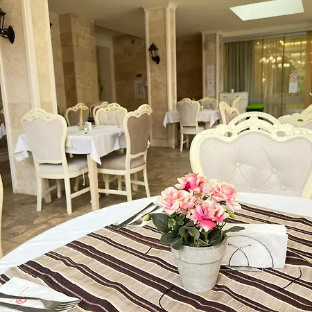 Rena Hotel-2