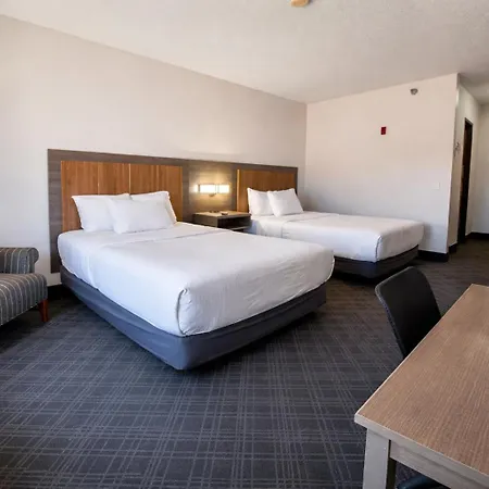 Stay Usa Hotel And Suites-3