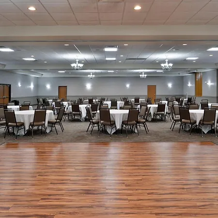 Comfort Inn & Suites Madison North-2