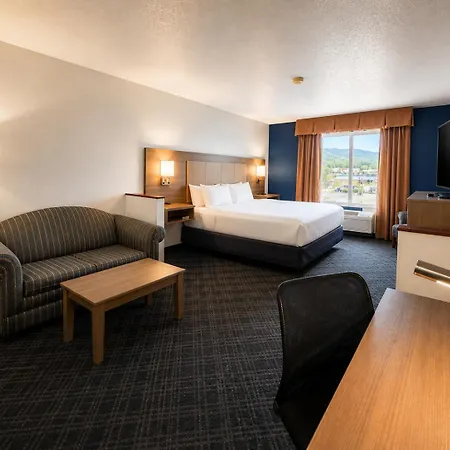 Stay Usa Hotel And Suites-2