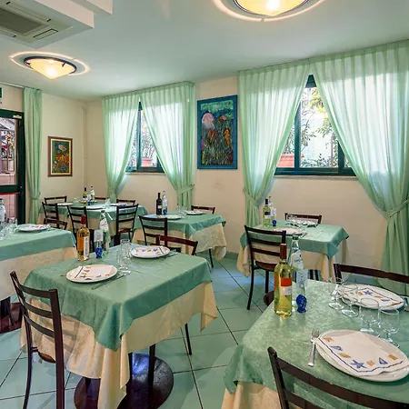 Hotel Villa Grazia-2