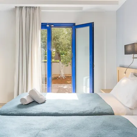 Sergiani Garden Hotel Apartments-3