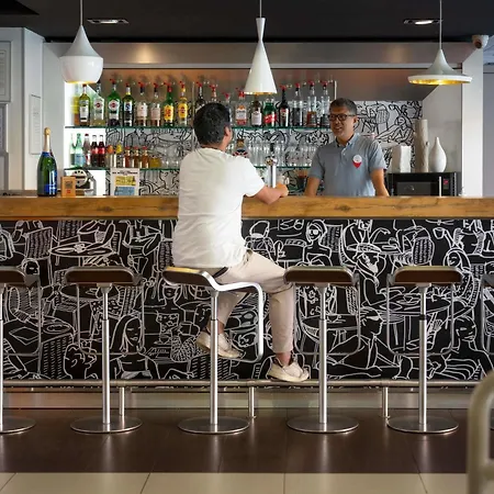 Ibis Epernay Centre Ville-3