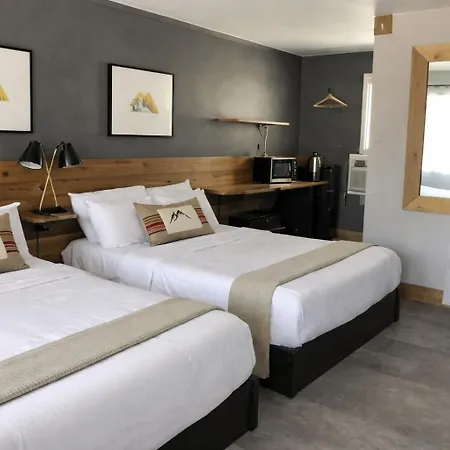 Summit View Inn-3