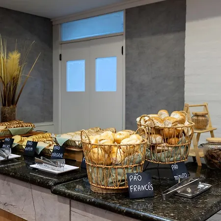 Miramar Hotel-3