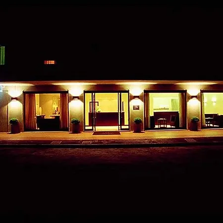 Airport Hotel-2