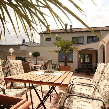 Landhotel Bergischer Hof GmbH Marialinden-2