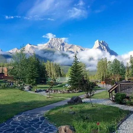 Banff Gate Mountain Resort-2
