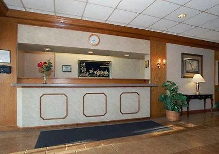 Rodeway Inn-3