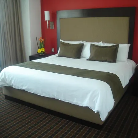 Hotel & Suites Pf-3